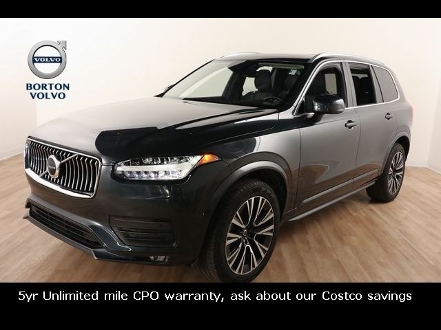 2022 Volvo XC90 Momentum