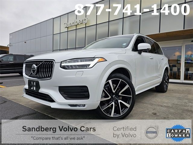 2022 Volvo XC90 Momentum