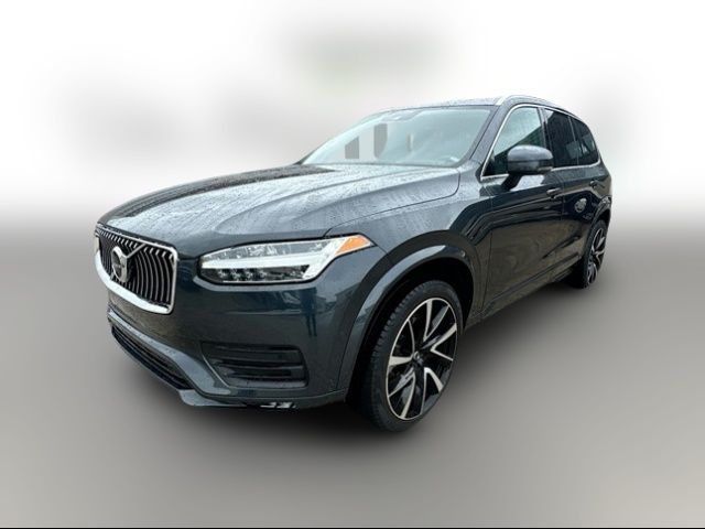 2022 Volvo XC90 Momentum