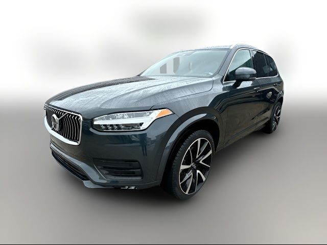 2022 Volvo XC90 Momentum