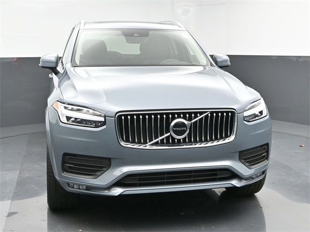 2022 Volvo XC90 Momentum