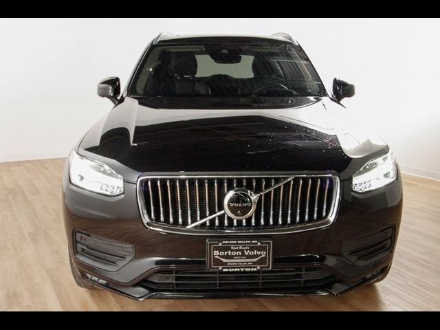 2022 Volvo XC90 Momentum