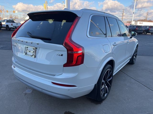 2022 Volvo XC90 Momentum