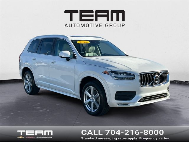 2022 Volvo XC90 Momentum