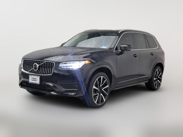 2022 Volvo XC90 Momentum