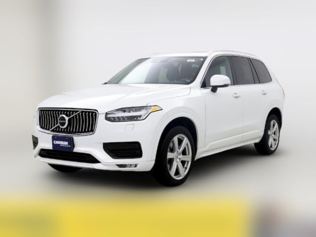 2022 Volvo XC90 Momentum