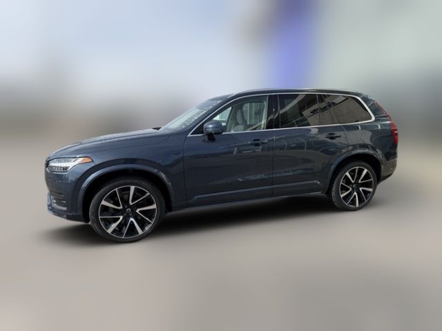 2022 Volvo XC90 Momentum