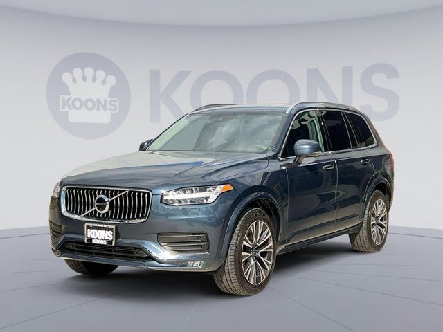 2022 Volvo XC90 Momentum