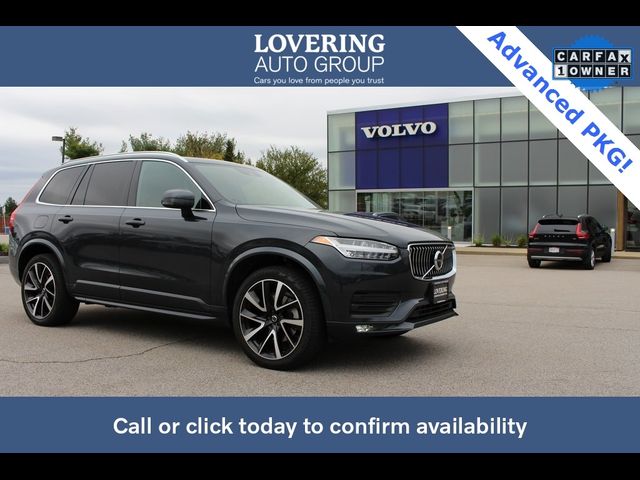 2022 Volvo XC90 Momentum