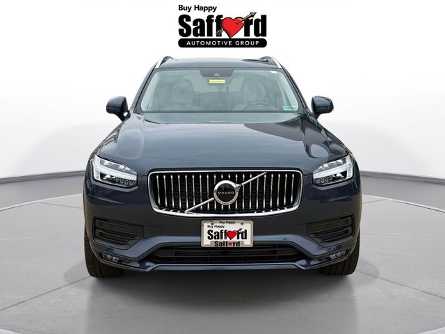 2022 Volvo XC90 Momentum