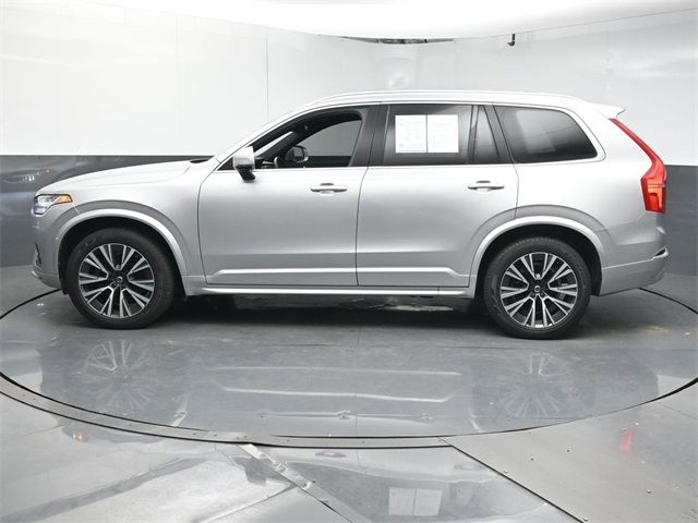 2022 Volvo XC90 Momentum