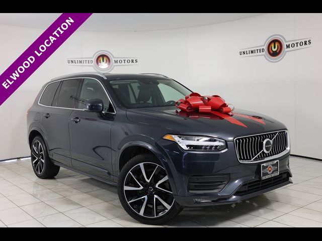 2022 Volvo XC90 Momentum