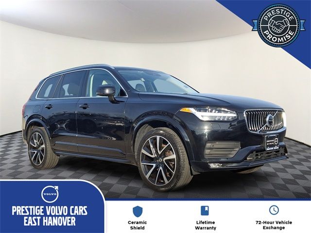 2022 Volvo XC90 Momentum