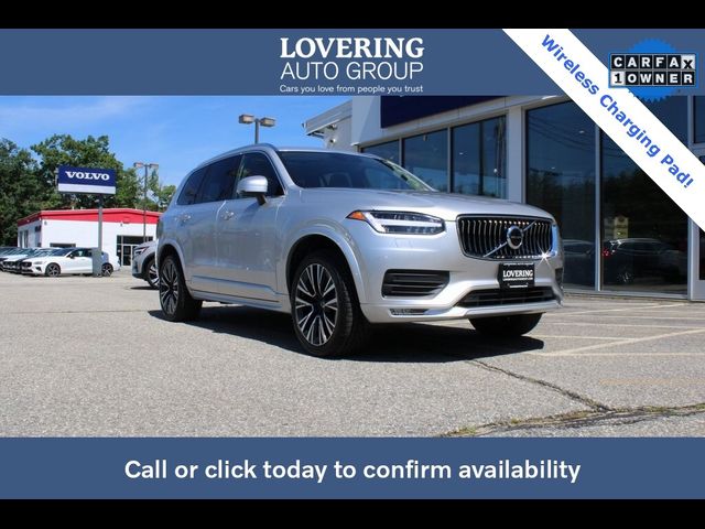 2022 Volvo XC90 Momentum