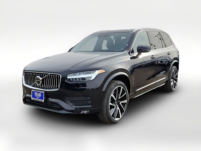 2022 Volvo XC90 Momentum