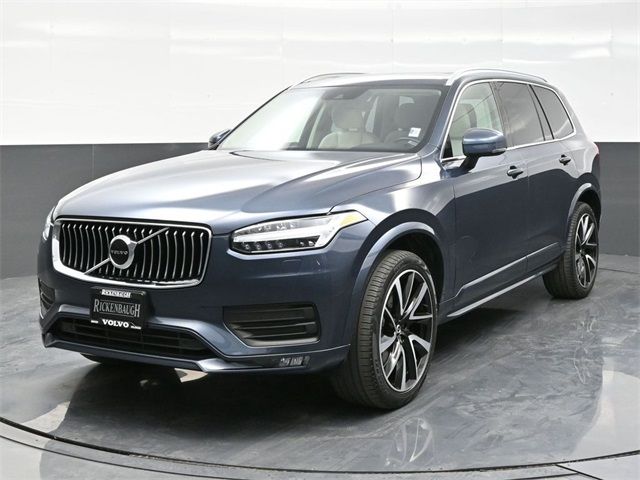 2022 Volvo XC90 Momentum