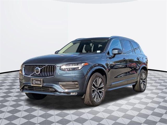 2022 Volvo XC90 Momentum