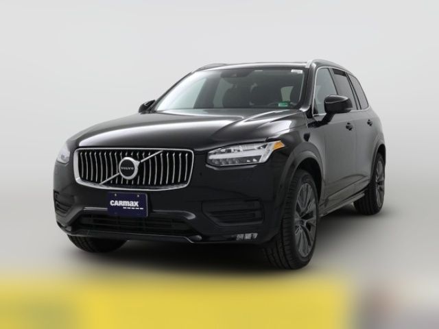 2022 Volvo XC90 Momentum