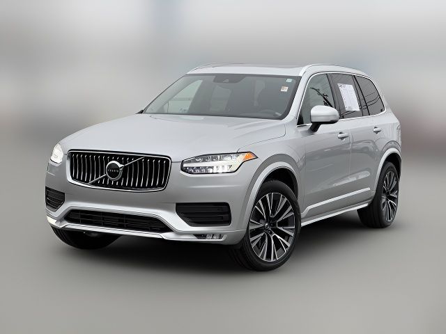 2022 Volvo XC90 Momentum