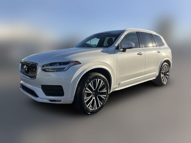 2022 Volvo XC90 Momentum