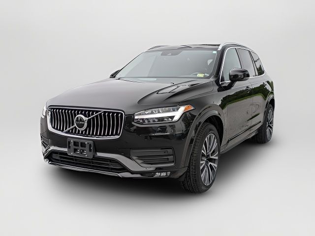 2022 Volvo XC90 Momentum