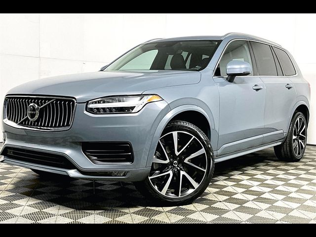 2022 Volvo XC90 Momentum