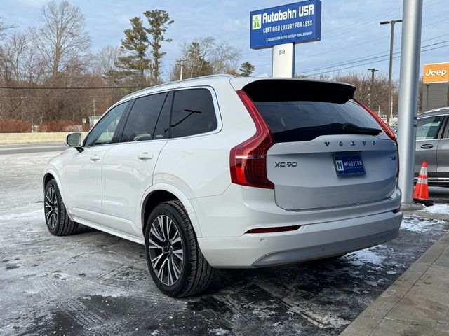 2022 Volvo XC90 Momentum