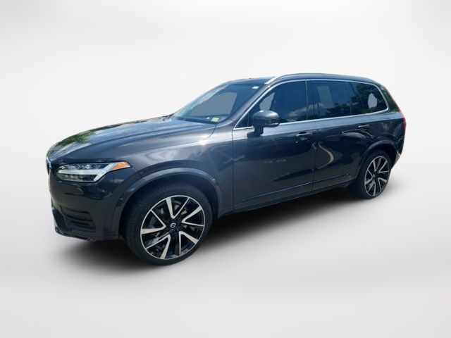 2022 Volvo XC90 Momentum