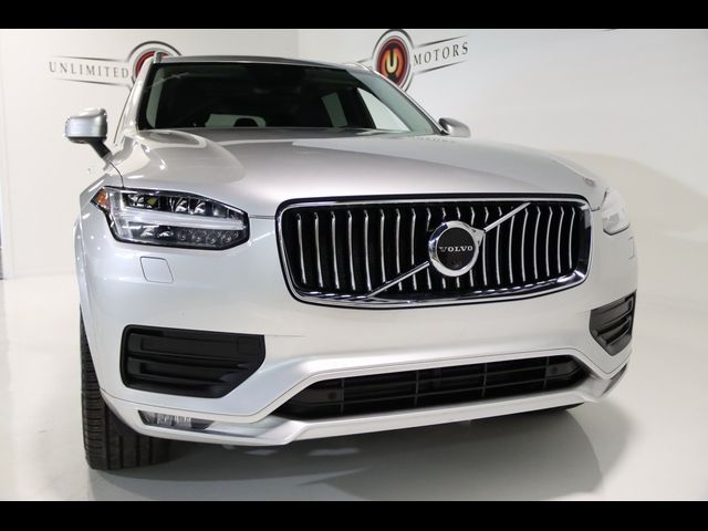 2022 Volvo XC90 Momentum