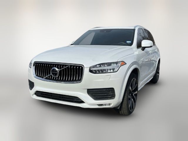 2022 Volvo XC90 Momentum