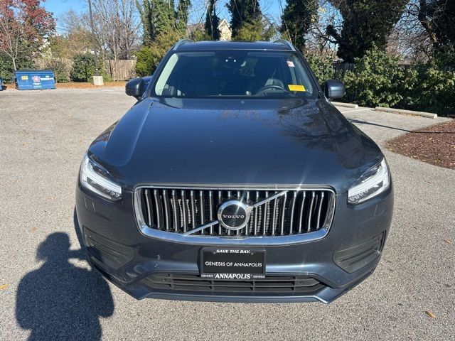 2022 Volvo XC90 Momentum