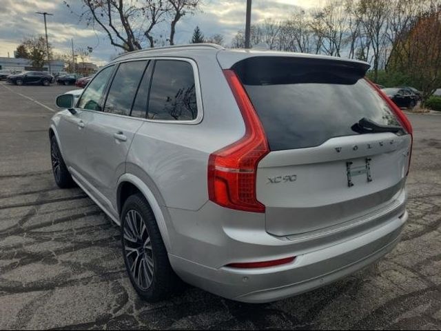 2022 Volvo XC90 Momentum