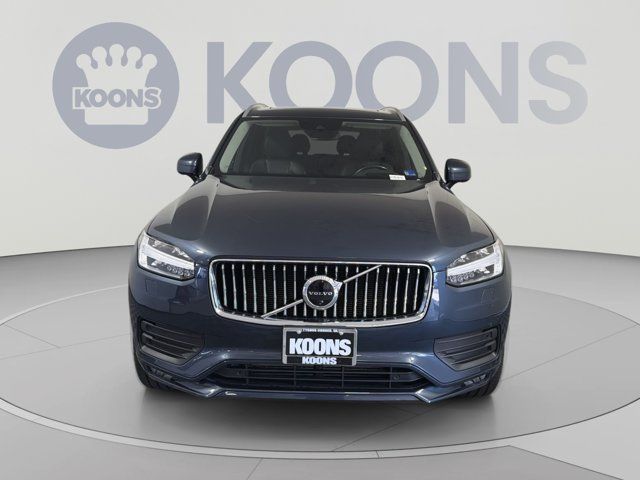 2022 Volvo XC90 Momentum