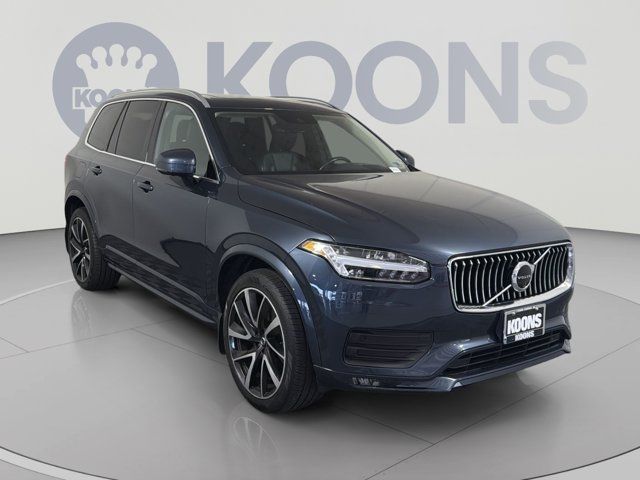 2022 Volvo XC90 Momentum