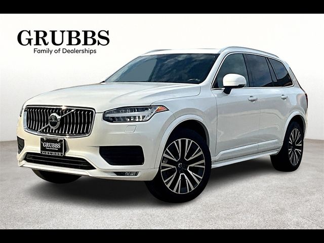 2022 Volvo XC90 Momentum