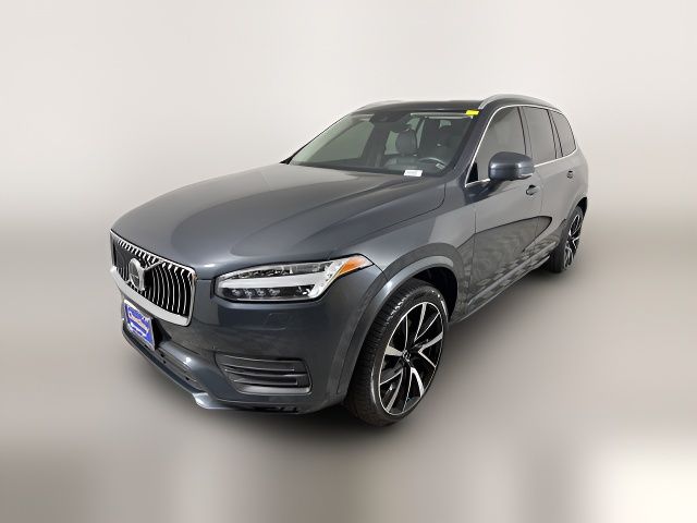 2022 Volvo XC90 Momentum