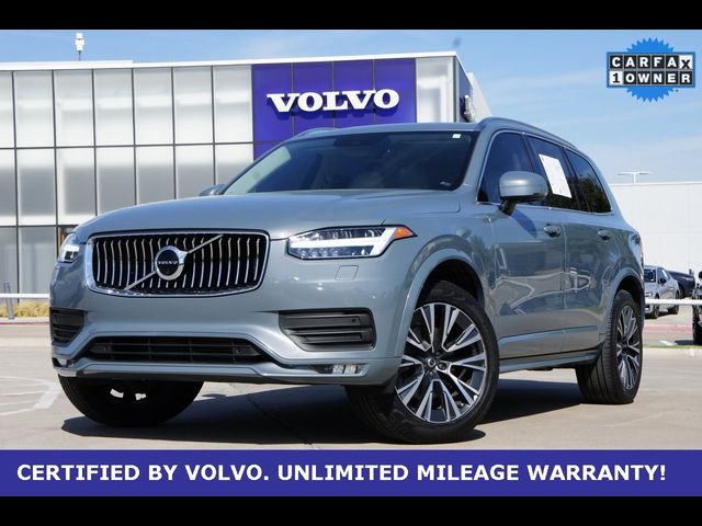 2022 Volvo XC90 Momentum