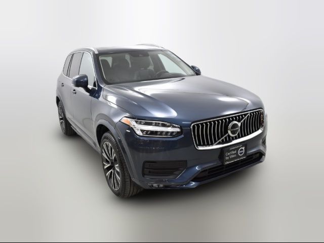 2022 Volvo XC90 Momentum