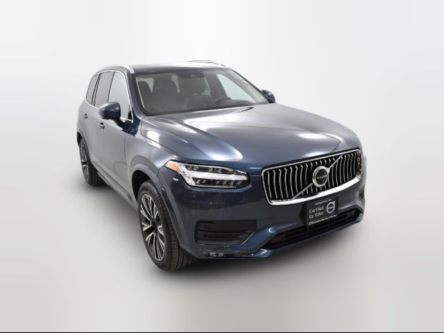 2022 Volvo XC90 Momentum