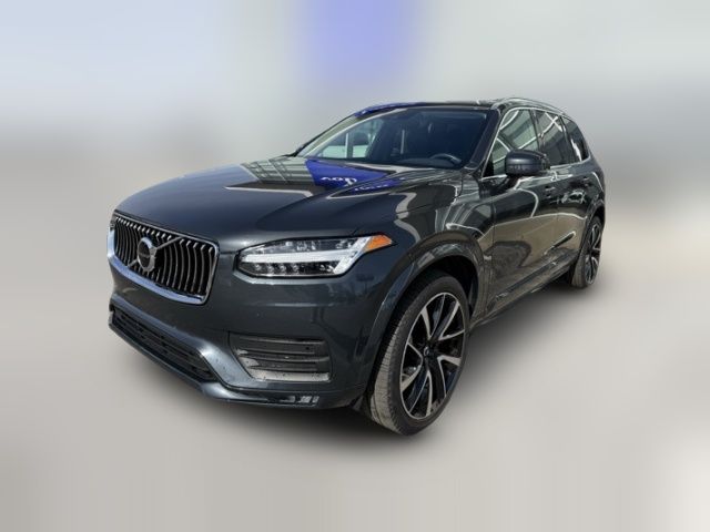 2022 Volvo XC90 Momentum