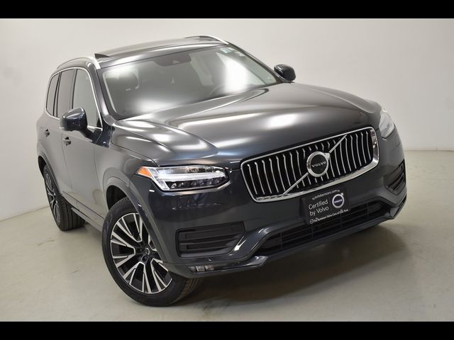 2022 Volvo XC90 Momentum