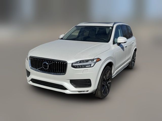 2022 Volvo XC90 Momentum