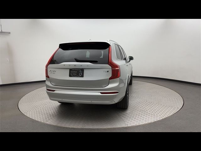 2022 Volvo XC90 Momentum