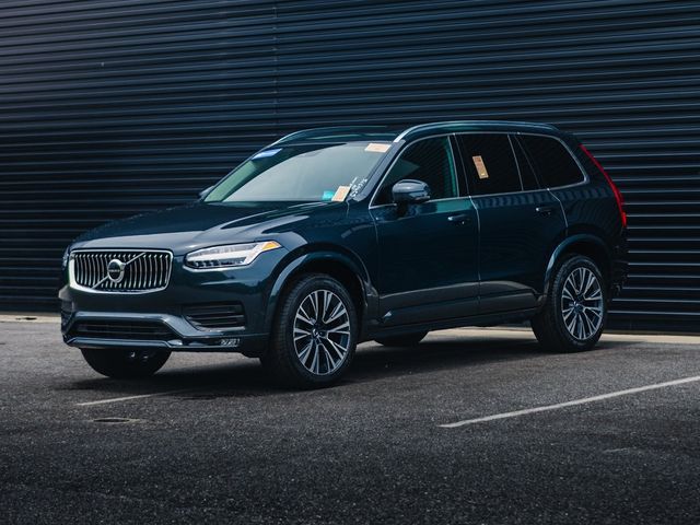 2022 Volvo XC90 Momentum