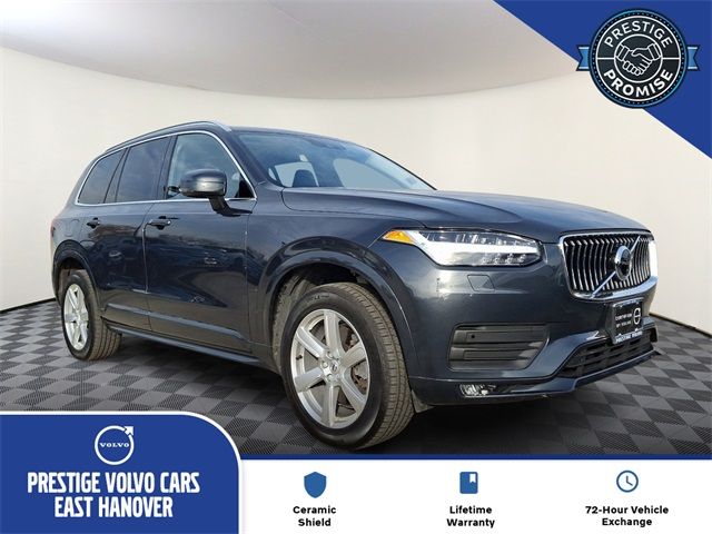 2022 Volvo XC90 Momentum