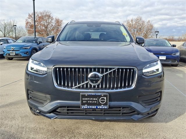 2022 Volvo XC90 Momentum