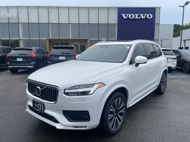 2022 Volvo XC90 Momentum