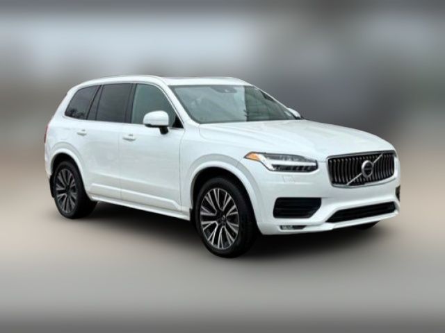 2022 Volvo XC90 Momentum