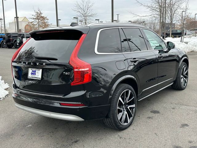 2022 Volvo XC90 Momentum