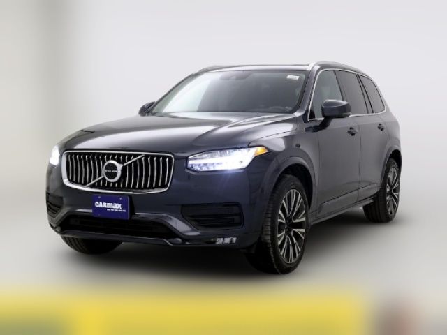 2022 Volvo XC90 Momentum